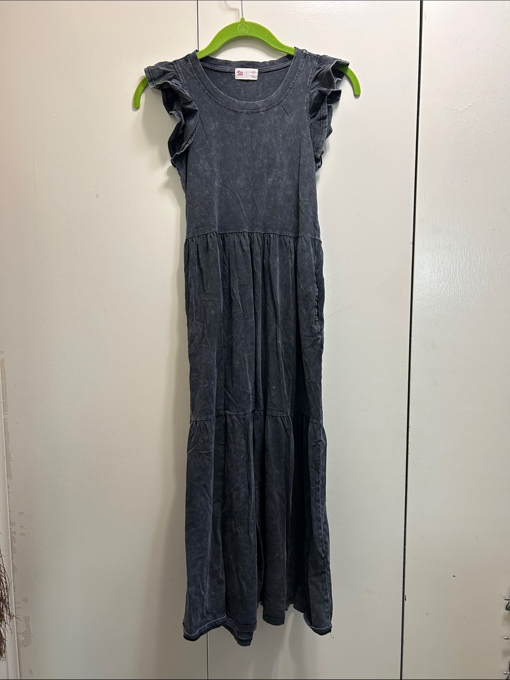 SO Washed Charcoal Ruffle Sleeve Maxi Dress - Slate Gray